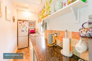 Kitchen- click for photo gallery